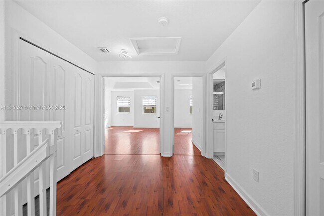 Building Photo - 16920 SW 34th St