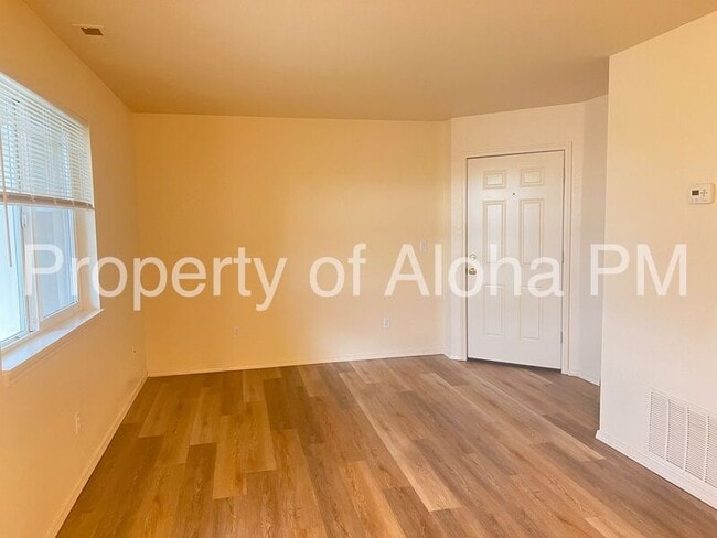 Building Photo - 4653 W Pasadena Ln