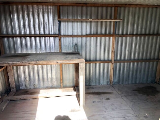 Building Photo - Cute 3 Bedroom Home on Large Fully Fenced Lot!