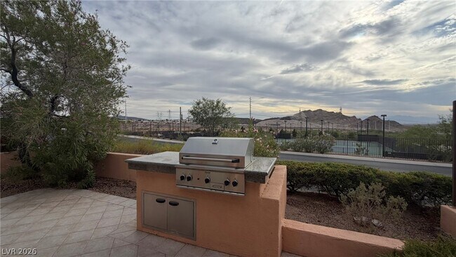 Building Photo - 1274 Calcione Dr