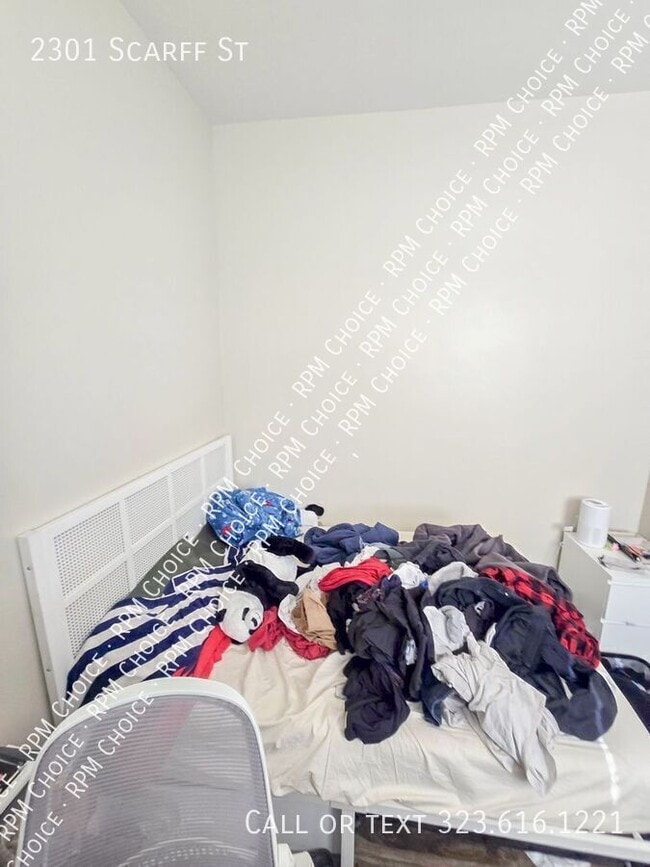 Building Photo - 2301 Scarff St