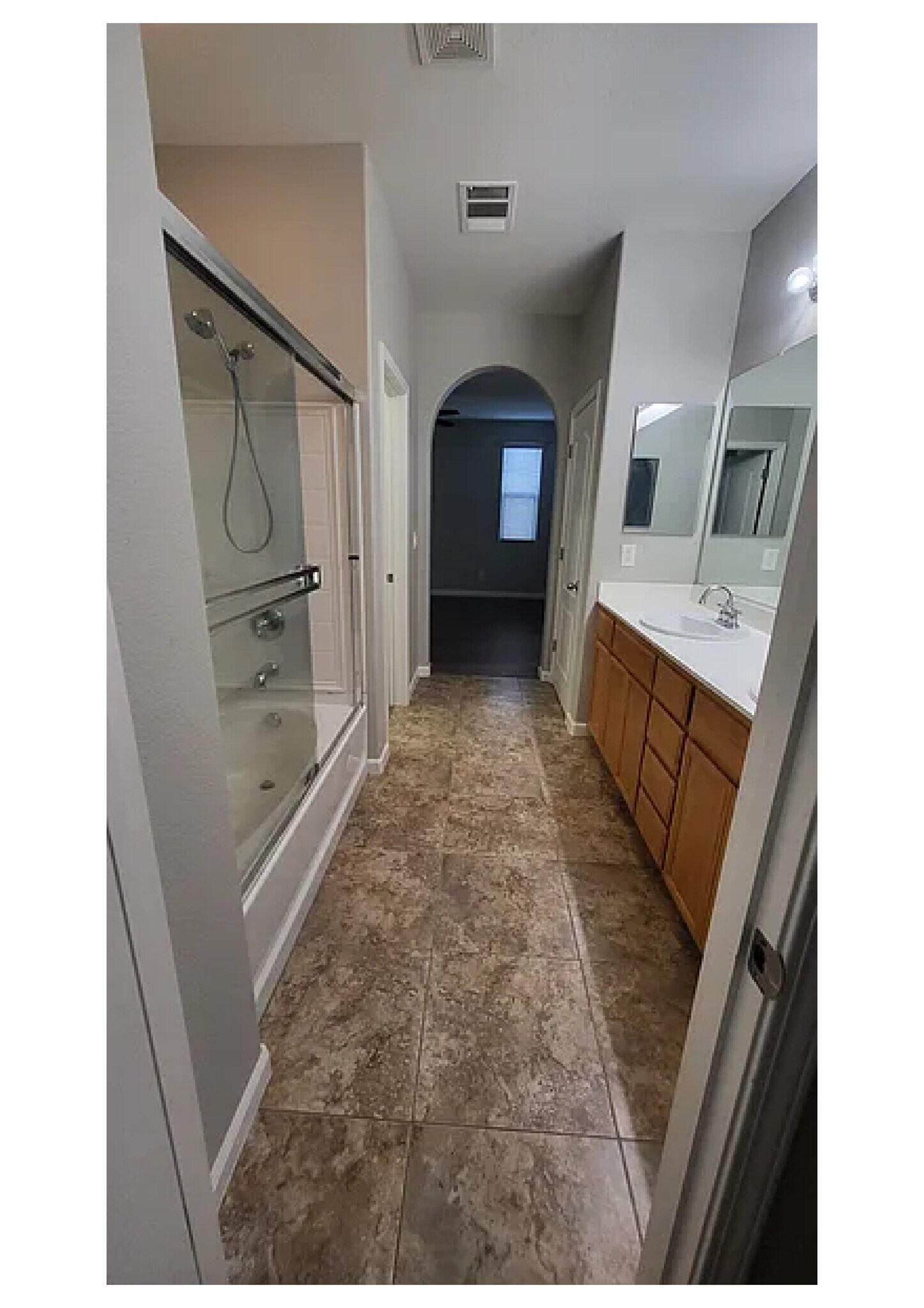 Building Photo - 1750 Bella Lago Dr
