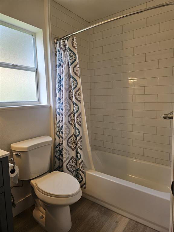 Building Photo - 339 Petrea Dr