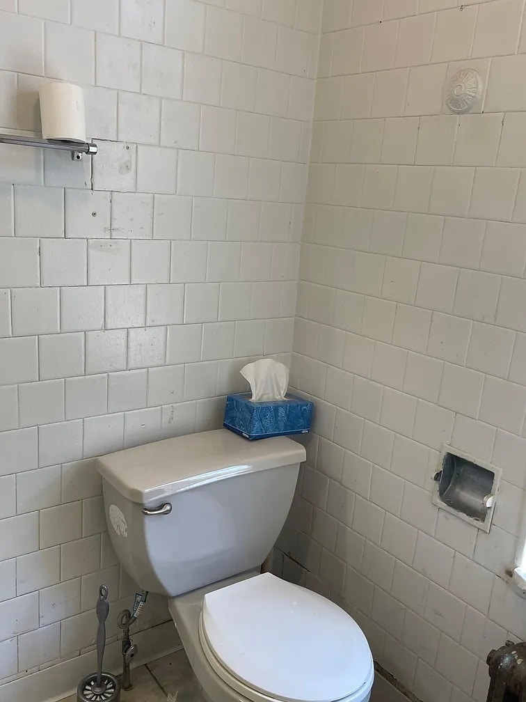 Building Photo - 140 S 12th St