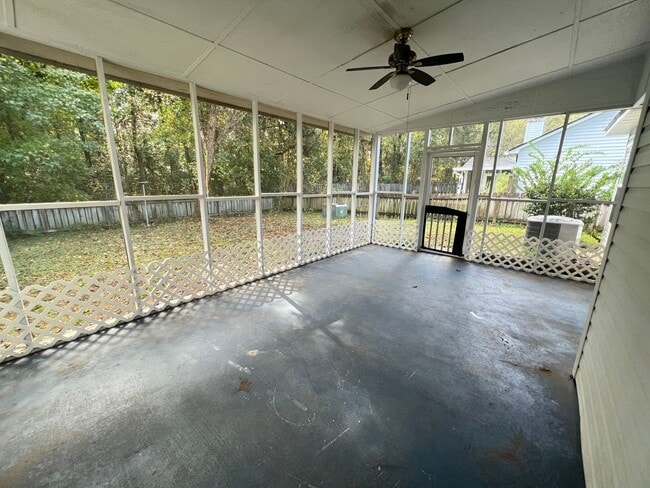 Building Photo - 3 Bedroom 2 Bath House in Hemmingwood - West Ashley