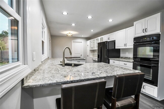 Building Photo - 34 Millbrook Dr