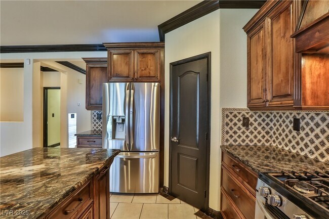 Building Photo - 235 Calvino Ave