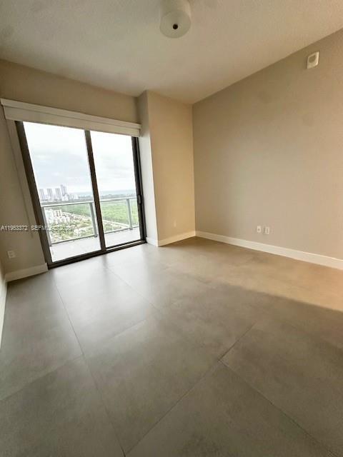 Building Photo - 16385 Biscayne Blvd