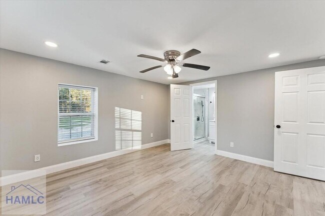 Building Photo - 8576 E B Cooper Hwy