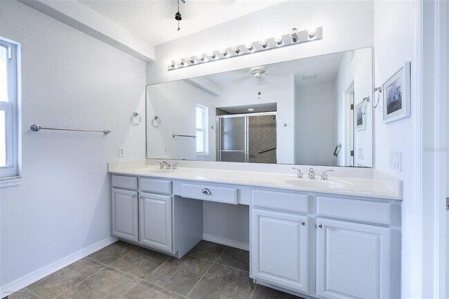 Building Photo - 101 N Marion Ct