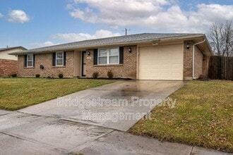 Building Photo - 5209 Pitcairn Rd