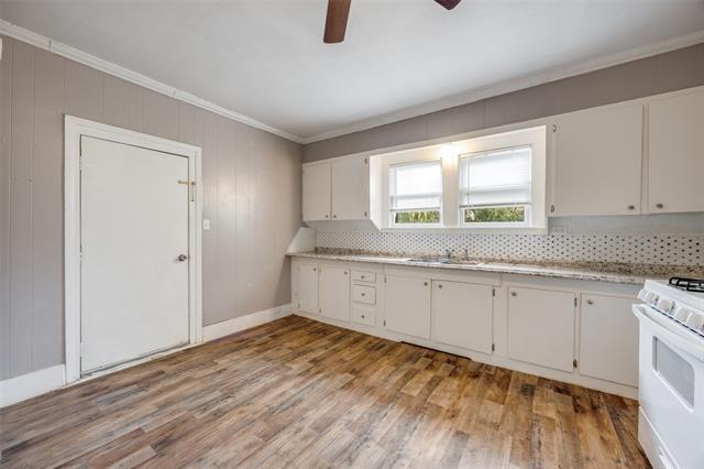 Building Photo - 407 N Jordan St