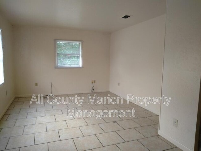 Building Photo - 2026 NW 14th St