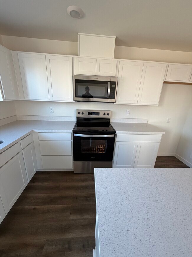 Building Photo - 831 Congaree Ln