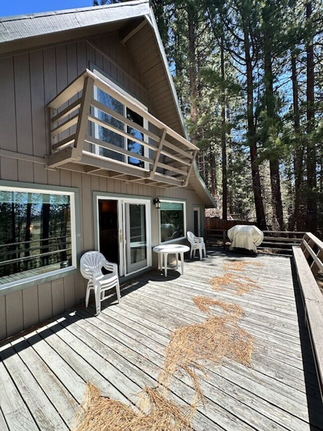 Building Photo - Warm & Inviting Cabin on the Meadow Avail. rental for 6-7 people!! Available starting 8/15/26!! C...
