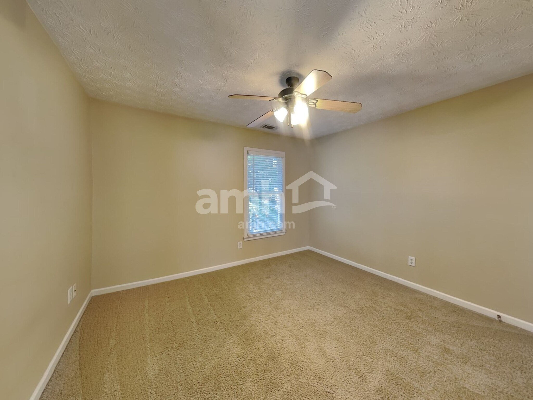 Building Photo - 5435 Silk Oak Way