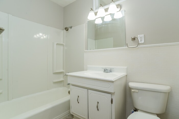 Building Photo - 8001 E 91st Terrace