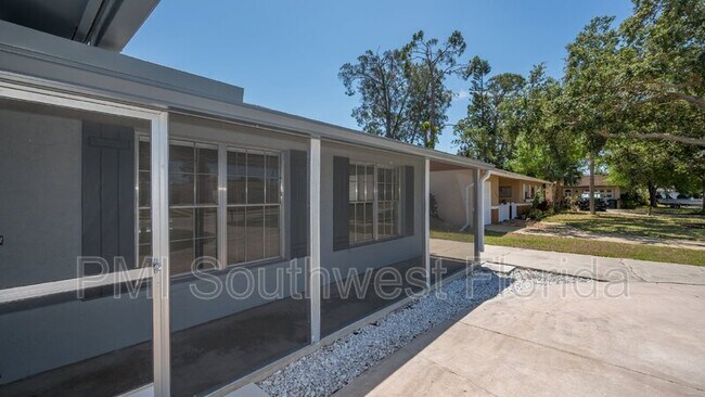 Building Photo - 3915 Allan Pl