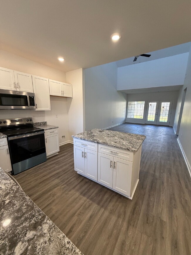 Building Photo - 3017 Olivia Ct