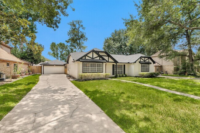 Building Photo - 7911 Heathrow Ln