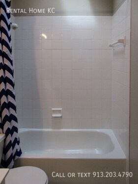 Building Photo - 15246 S Acuff Ln