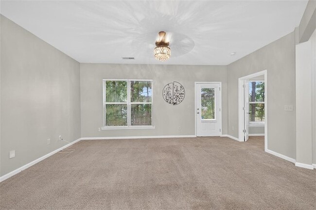 Building Photo - 1250 Image Ives Dr