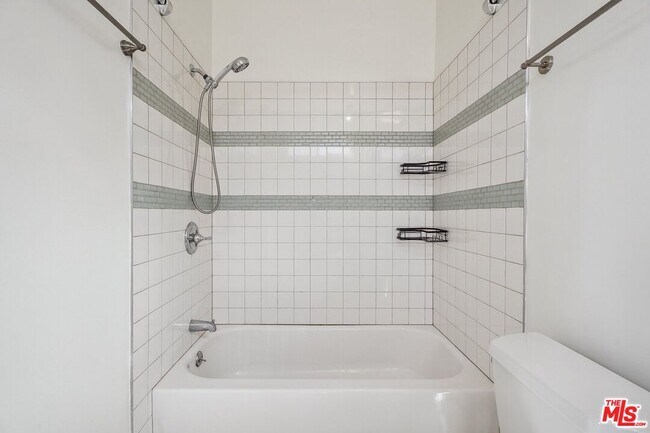 Building Photo - 1133 22nd St