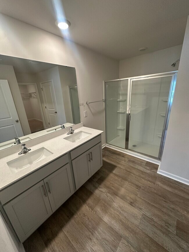 Building Photo - 7705 Sand Pit Rd