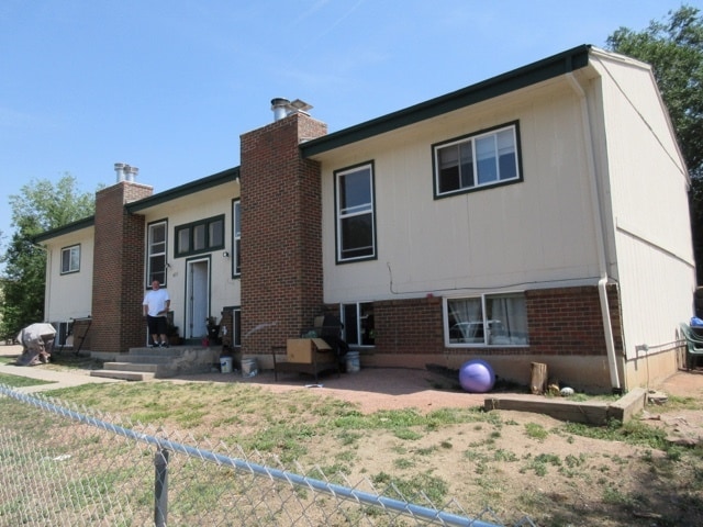 Building Photo - 4311 Dewey Dr