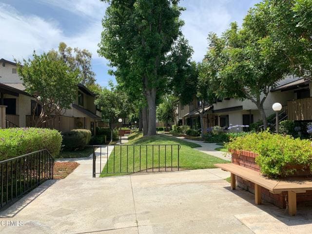 Building Photo - 436 Fairview Ave