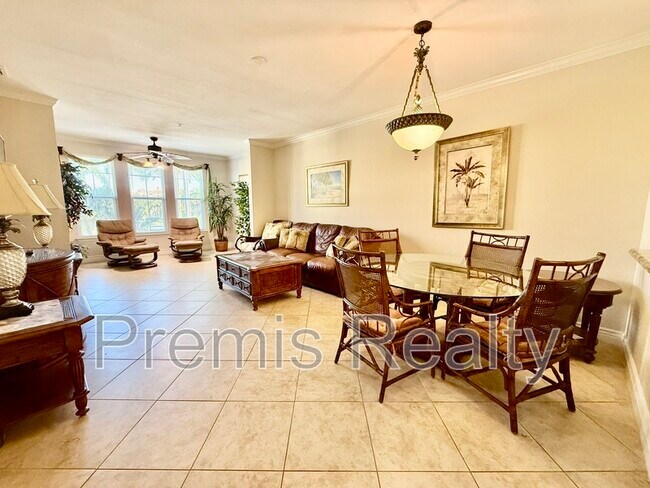 Building Photo - 2705 Via Murano