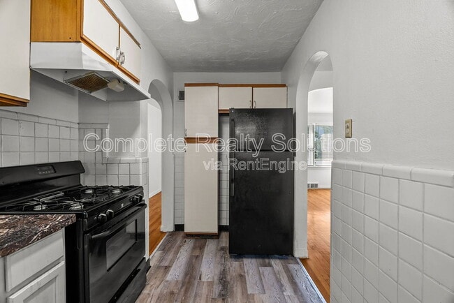 Building Photo - 6605 Barken Ave