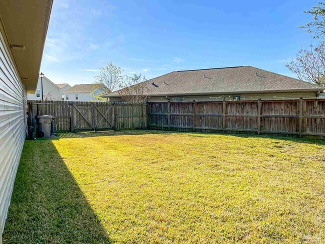 Building Photo - 263 Cottage View Dr