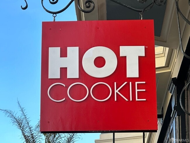 Building Photo - 1463 Hyde St