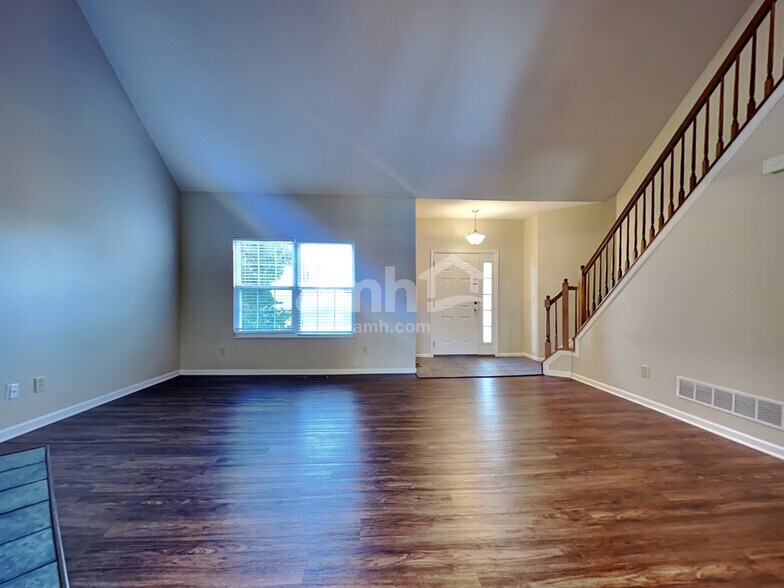 Building Photo - 1371 Stableview Cir