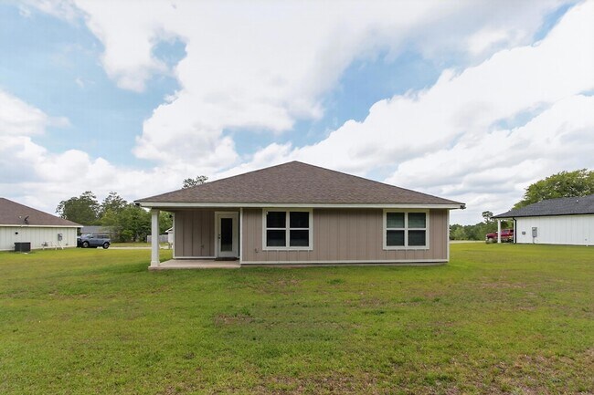 Building Photo - 6817 Interlachen Ln