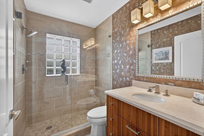 Building Photo - 902 Augusta Pointe Dr