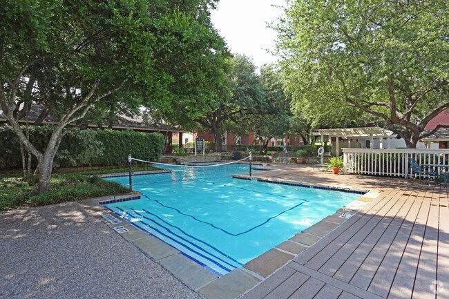 Primary Photo - The Barstow Lincoln Oaks