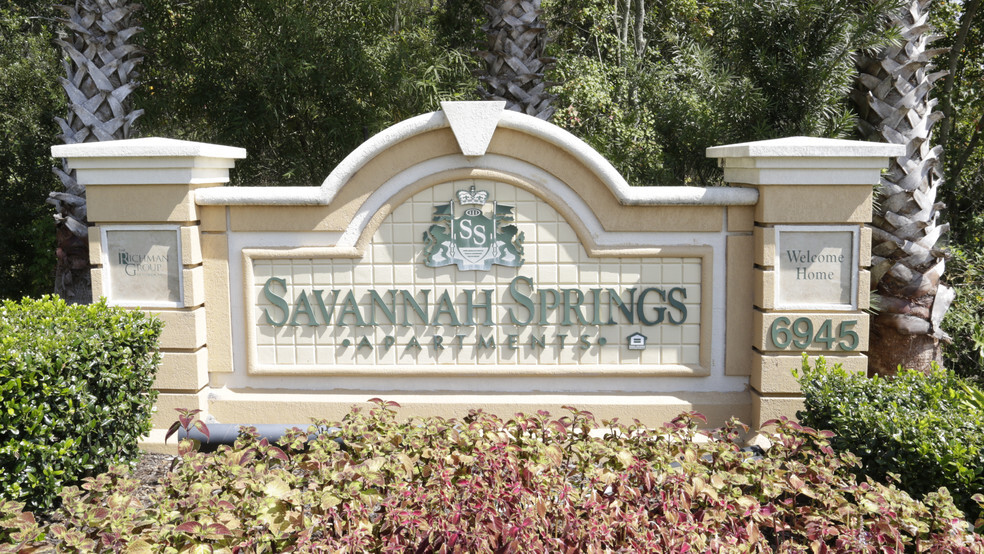 Building Photo - Savannah Springs