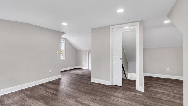 Building Photo - 557 Mantoloking Rd