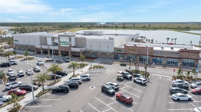 Building Photo - 16420 Seven Lks Ave