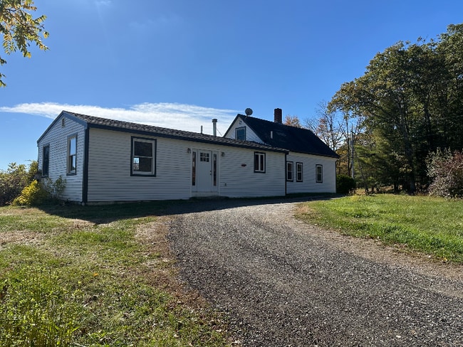 Building Photo - 367 Gardiner Rd