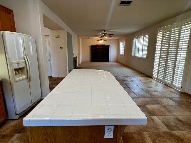 Building Photo - Spacious 4-Bedroom Murrieta Home with Loft & 3-Car Garage