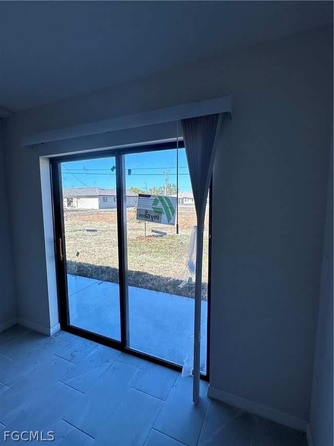 Building Photo - 1131 SW 16th Terrace