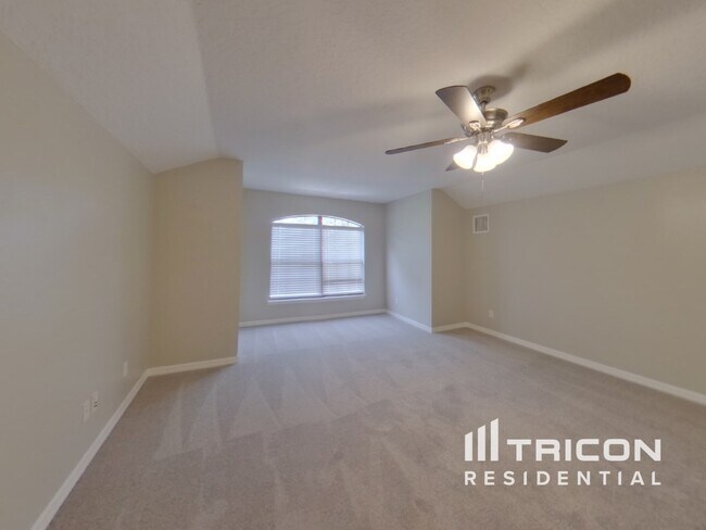 Building Photo - 1512 Clapton Dr
