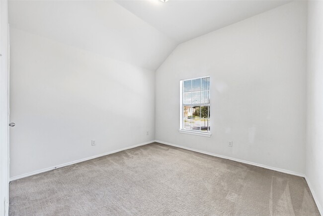 Building Photo - 11927 Shallow Oaks Dr