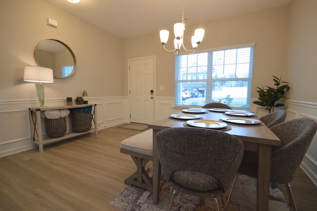 Building Photo - 103 Memorial Ct