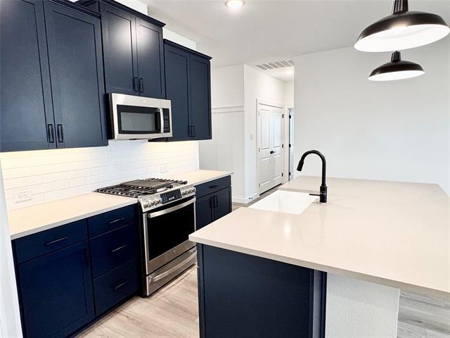 Building Photo - 535 Meadowlark Dr