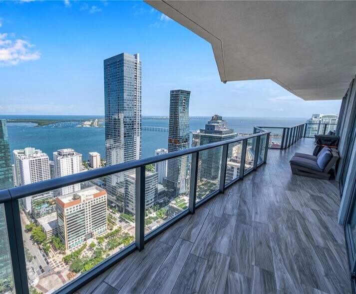 Building Photo - 1300 S Miami Ave