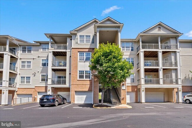 Building Photo - 12100 Garden Grove Cir